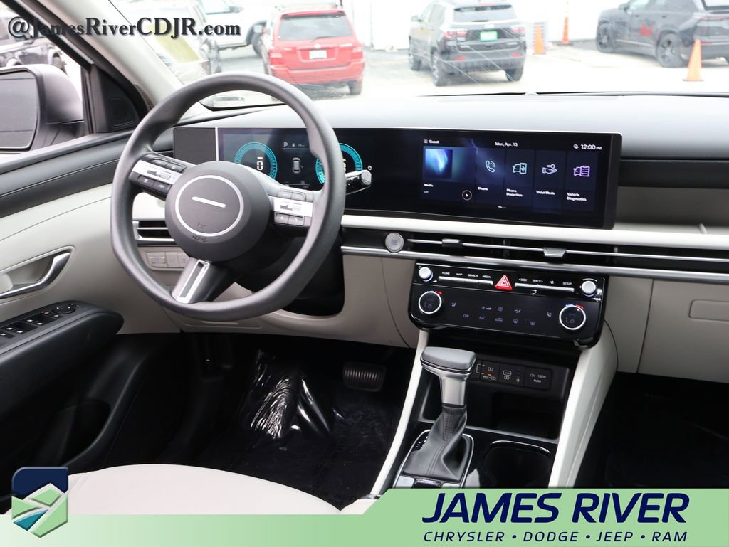 Used 2025 Hyundai Tucson SEL image 13