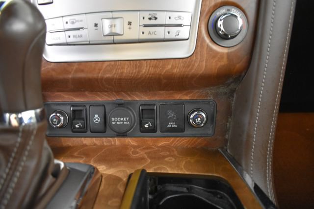 Used 2017 INFINITI QX80 Limited w/ All Season Package image 25