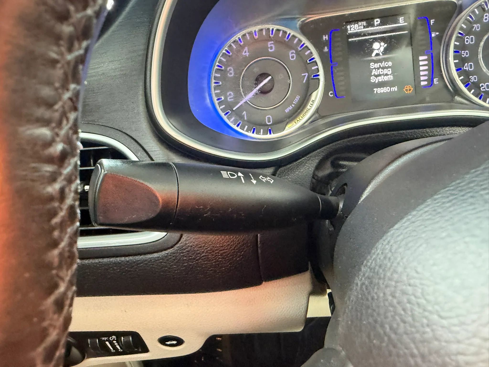 Used 2015 Chrysler 200 Limited w/ Convenience Group image 15