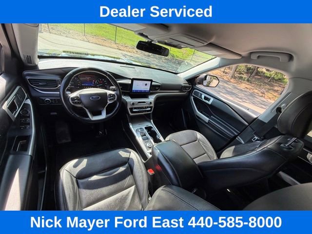 Used 2021 Ford Explorer XLT w/ Equipment Group 202A AWD/4WD image 18