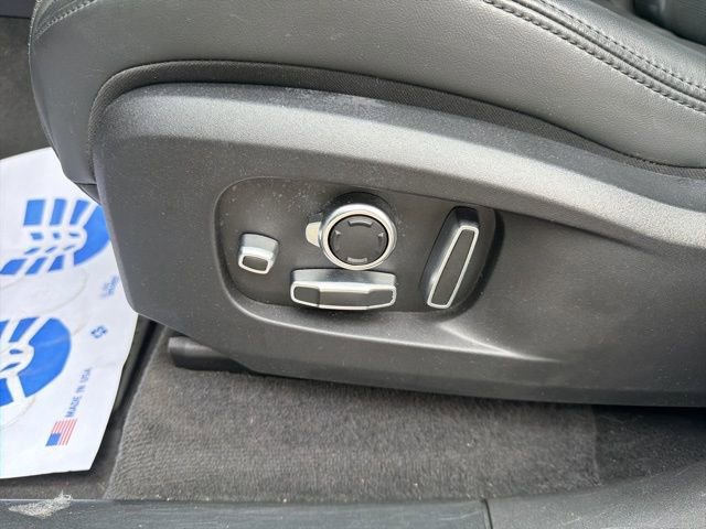 Used 2022 Jaguar F-PACE S image 25