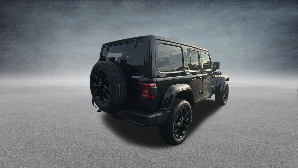 Used 2025 Jeep Wrangler Unlimited Sahara w/ Safety Group AWD/4WD image 29