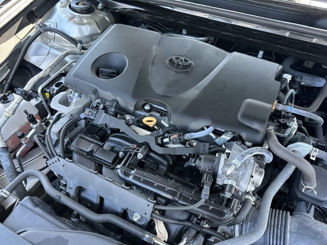 Used 2022 Toyota Camry SE FWD image 30