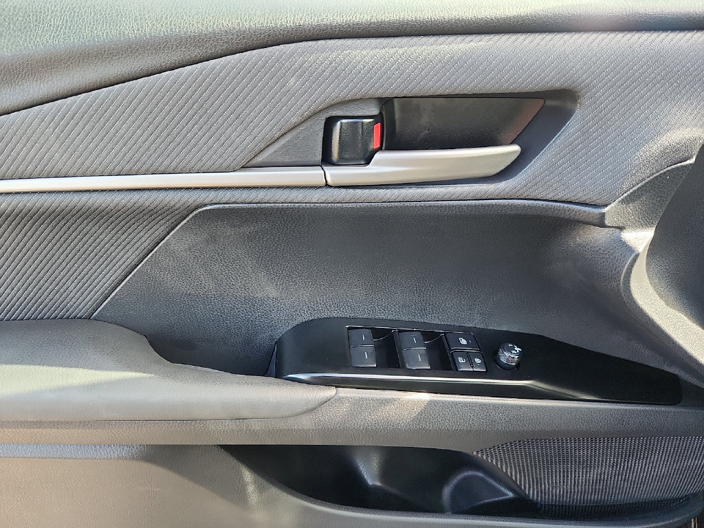 Certified 2026 Toyota Camry SE FWD image 13