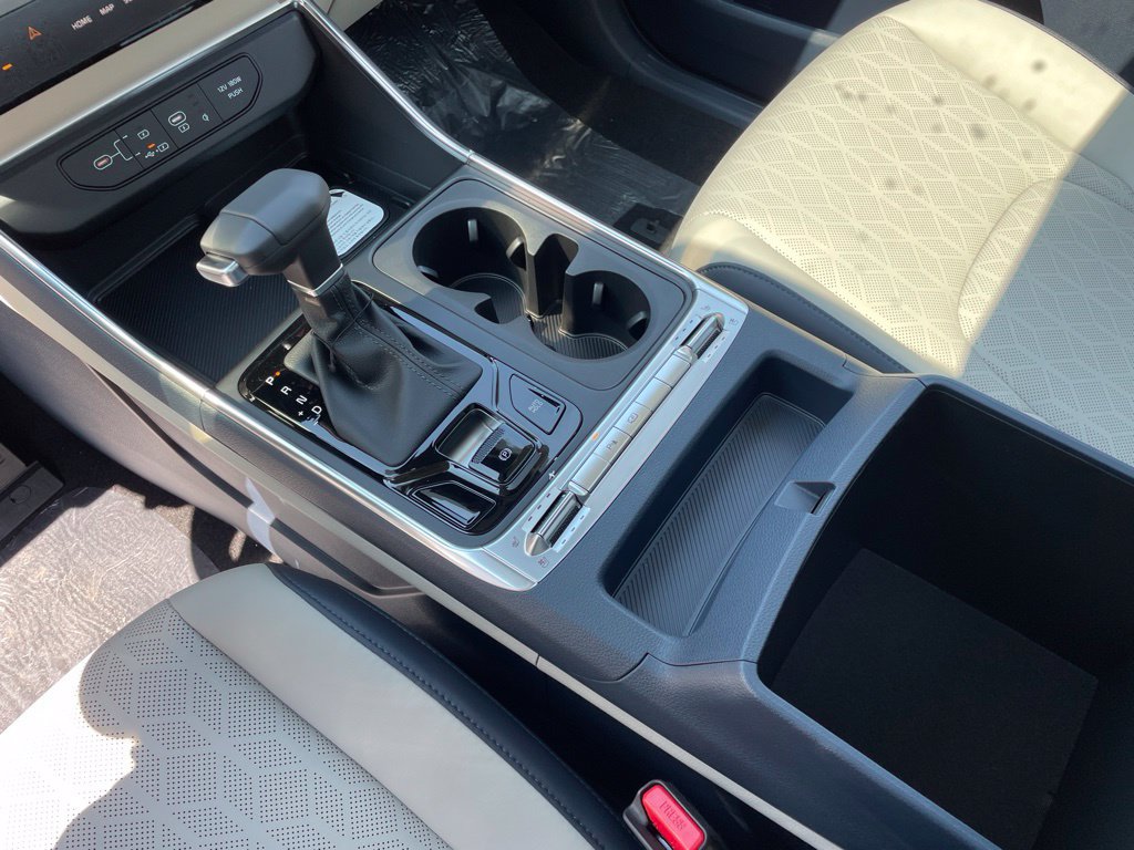 New 2027 Kia Carnival SX FWD image 9