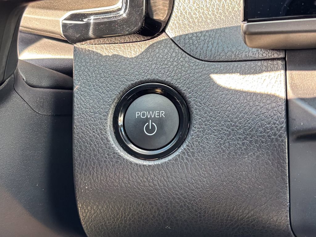 New 2025 Toyota Camry SE image 17