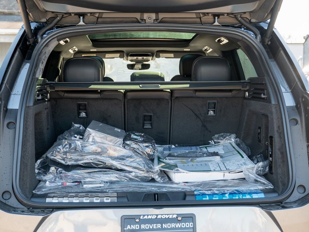 New 2025 Land Rover Range Rover Sport Dynamic SE image 25