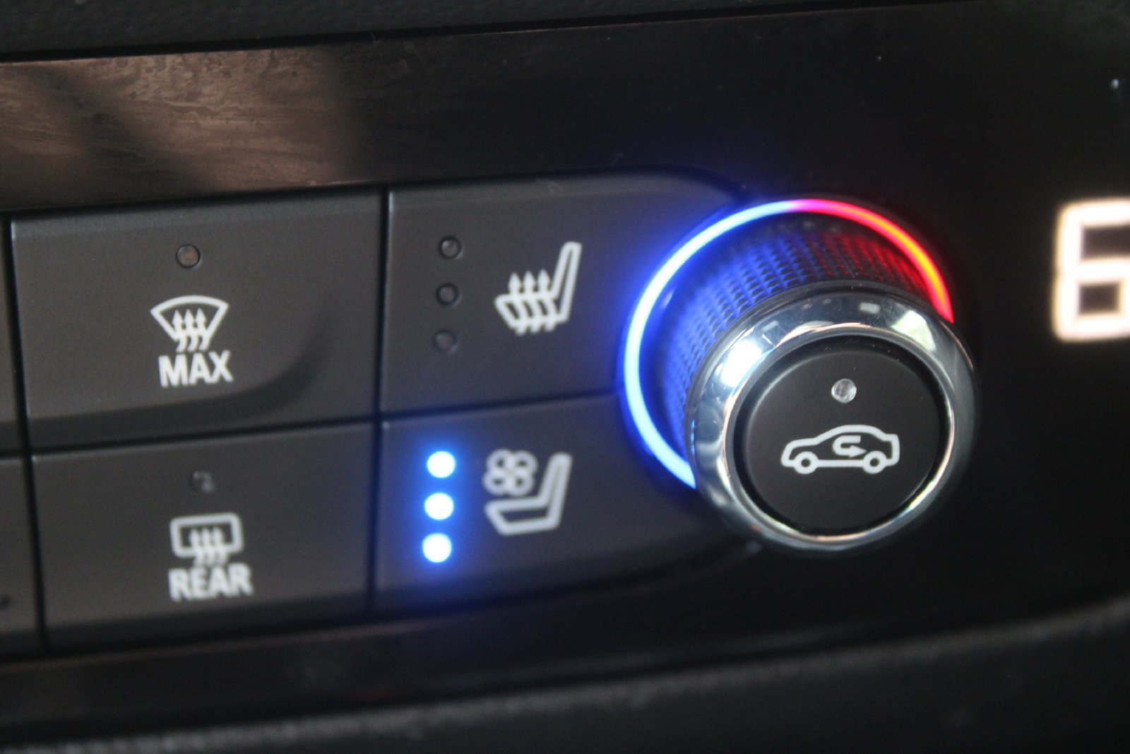 Used 2022 Buick Enclave Premium FWD image 50
