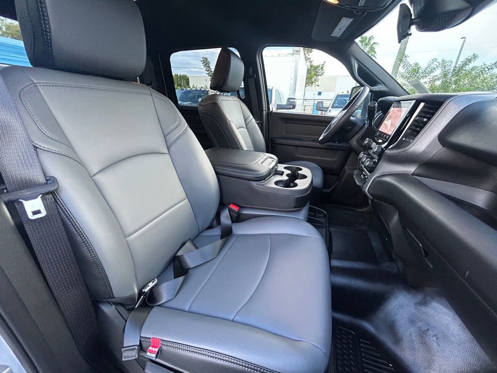 New 2026 RAM 3500 Tradesman w/ Chrome Appearance Group image 33