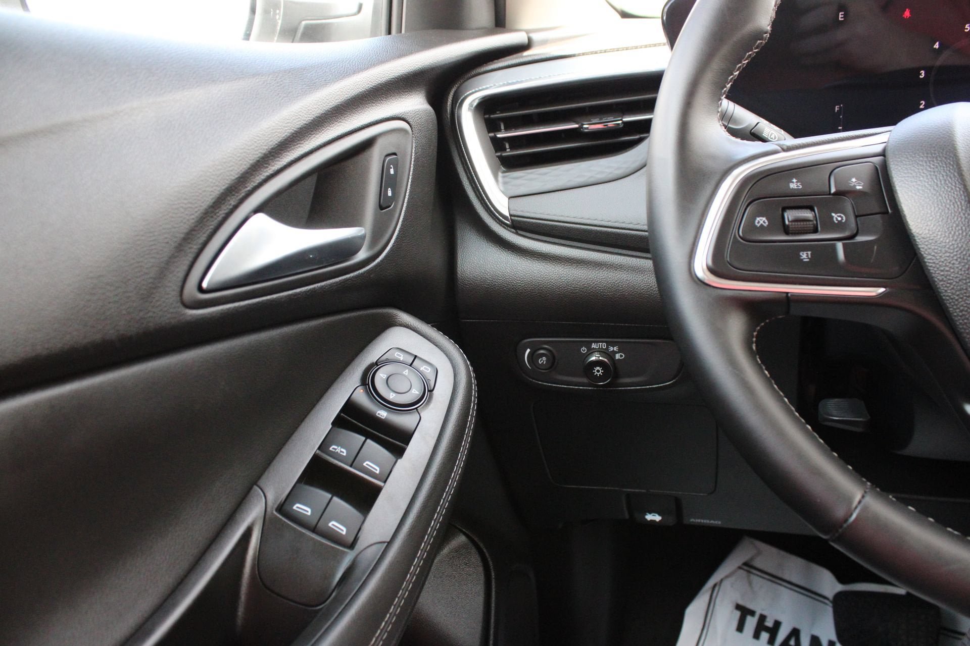 Used 2024 Buick Encore GX Preferred FWD image 23