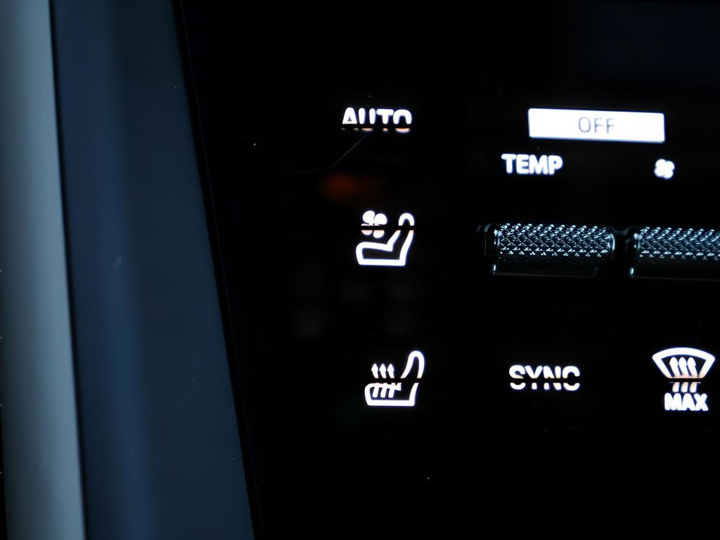 Certified 2024 Porsche Macan Turbo Electric image 26