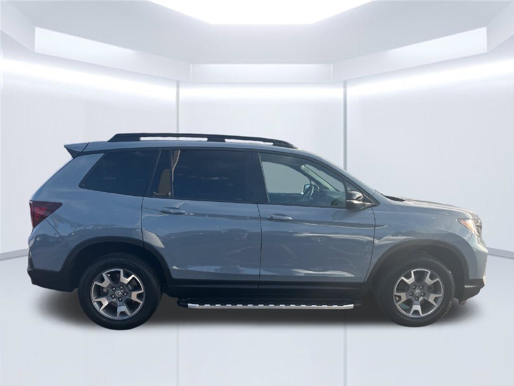 Used 2023 Honda Passport TrailSport image 6