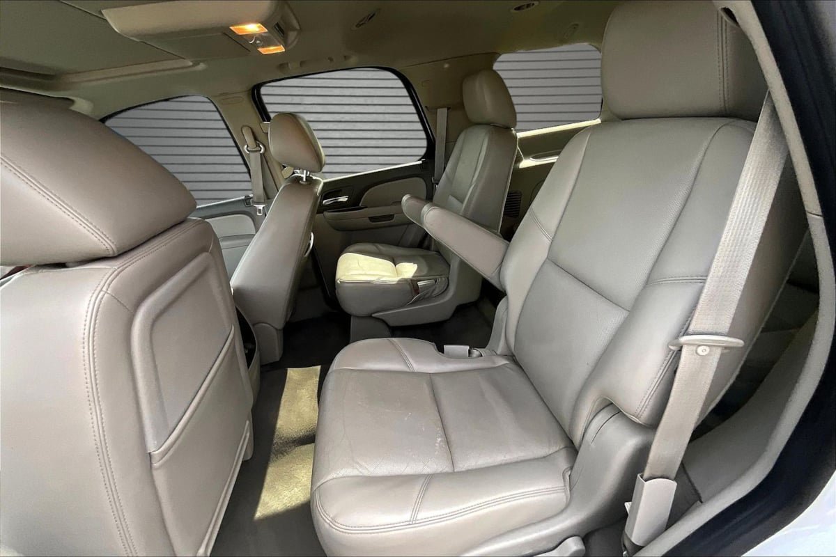 Used 2011 Chevrolet Tahoe LTZ AWD/4WD image 20
