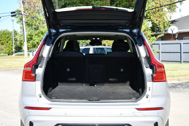 Used 2024 Volvo XC60 B5 Plus w/ Climate Package AWD/4WD image 24
