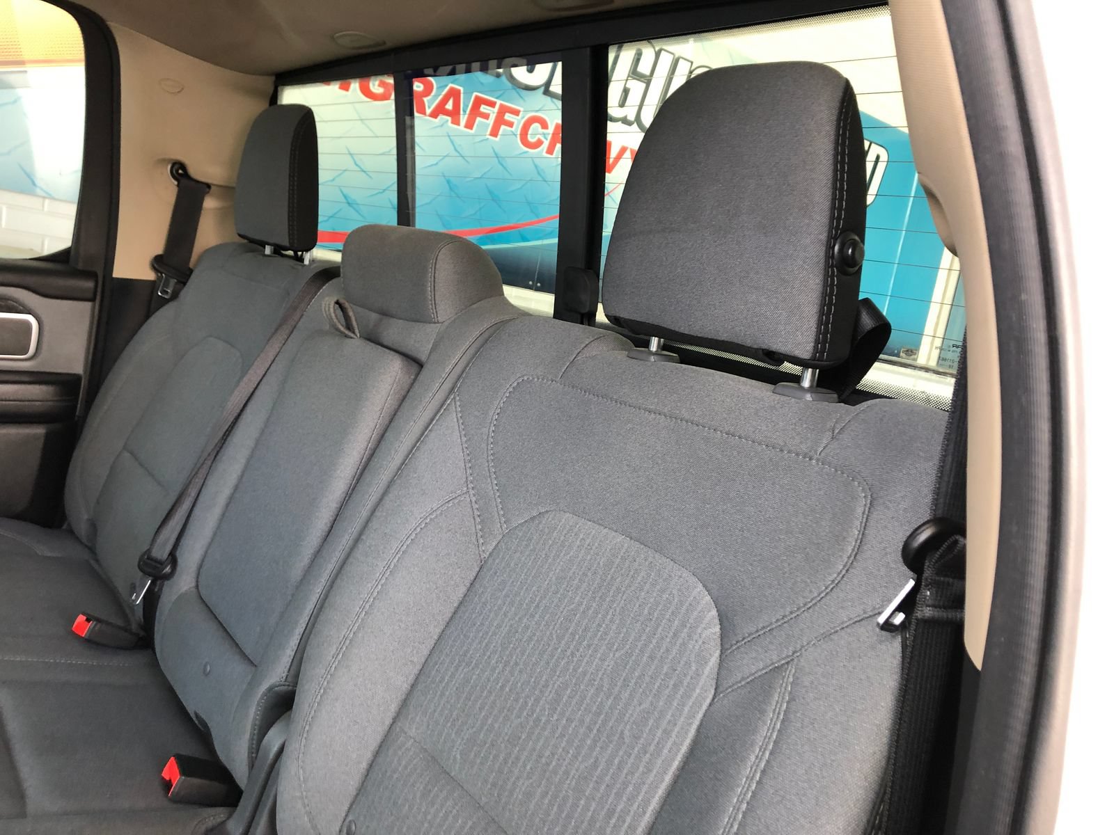 Used 2019 RAM 1500 Big Horn AWD/4WD image 9