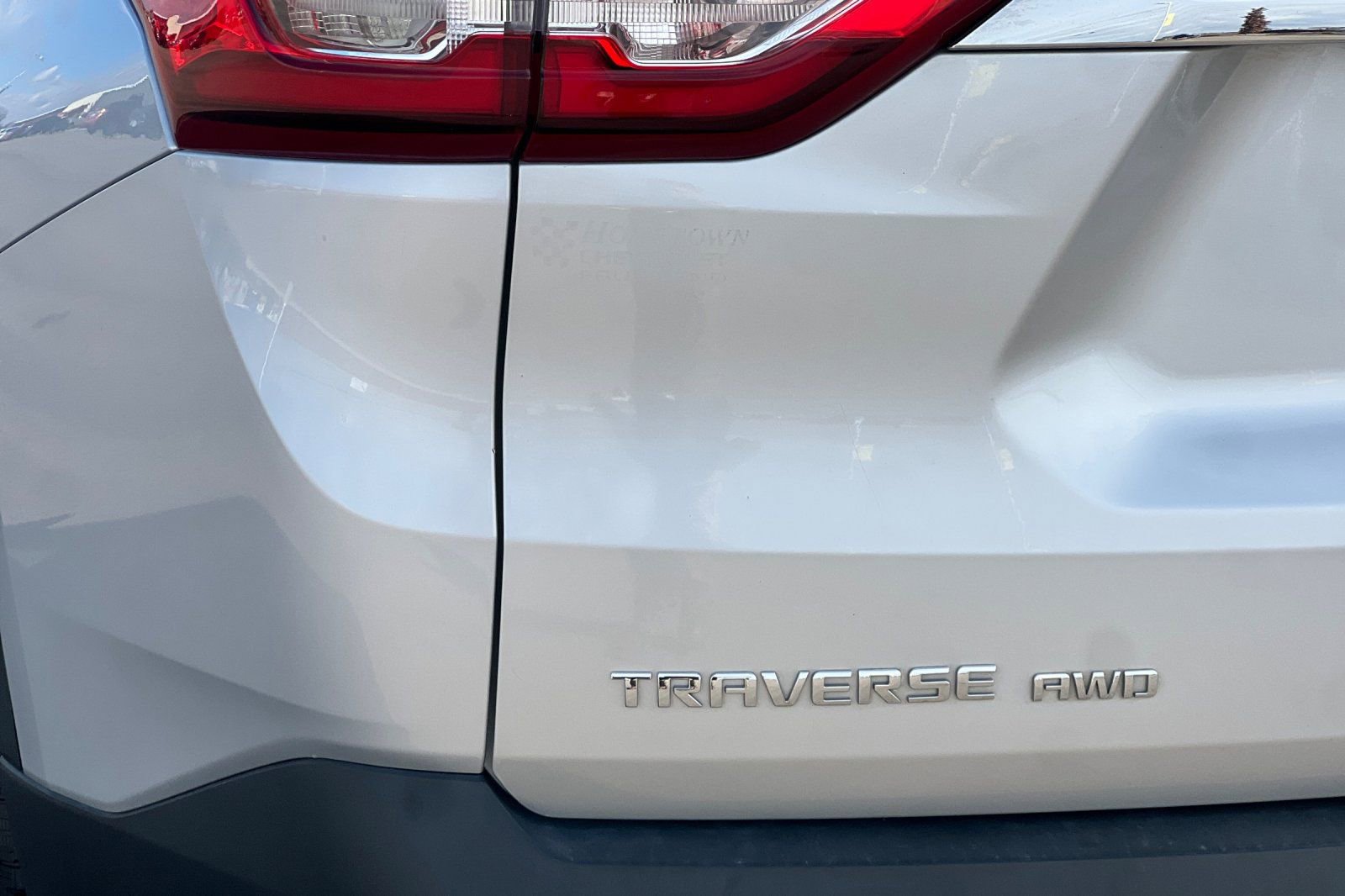 Used 2020 Chevrolet Traverse LS image 24