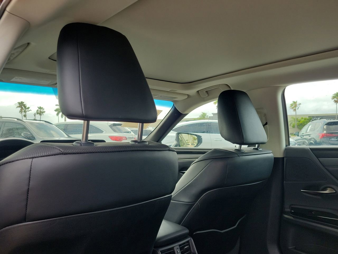 Used 2022 Lexus ES 350 w/ Premium Package FWD image 12