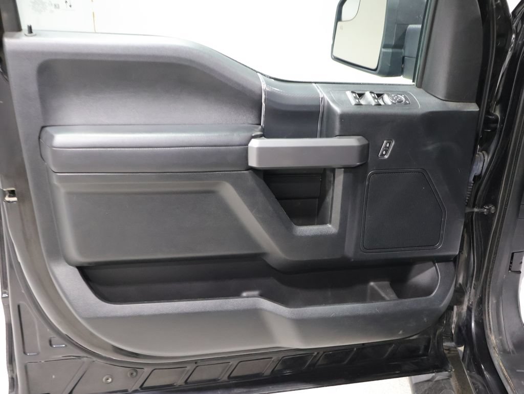 Used 2020 Ford F150 XLT w/ Equipment Group 302A Luxury AWD/4WD image 14