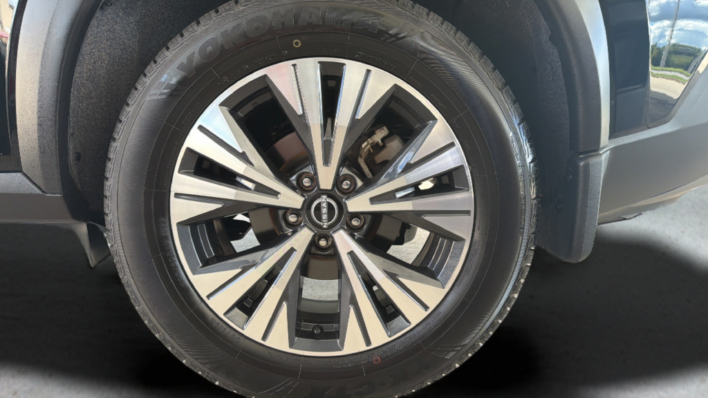 Certified 2023 Nissan Rogue SV AWD/4WD image 25