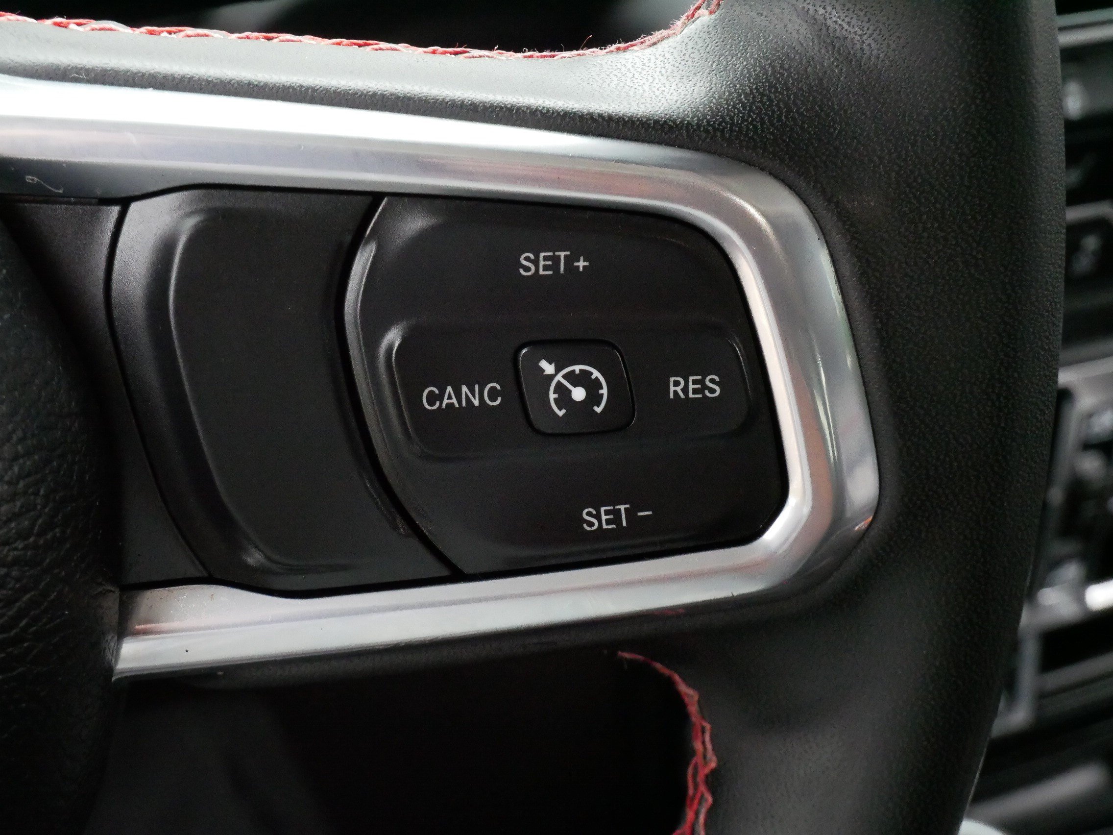 Used 2023 Jeep Wrangler Unlimited Rubicon w/ LED Lighting Group AWD/4WD image 25