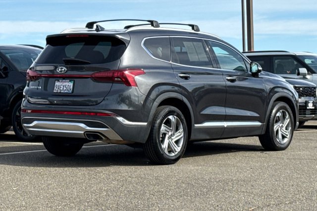 Used 2022 Hyundai Santa Fe SEL w/ Convenience Package FWD image 5
