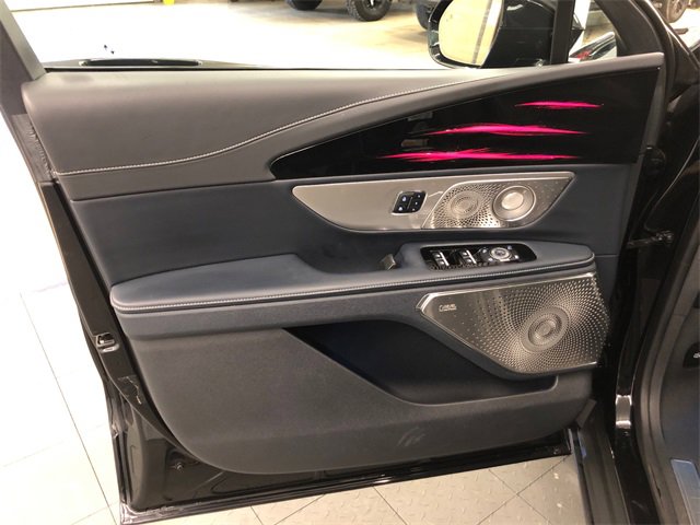 Used 2024 Lincoln Nautilus Reserve w/ Equipment Group 203A image 16