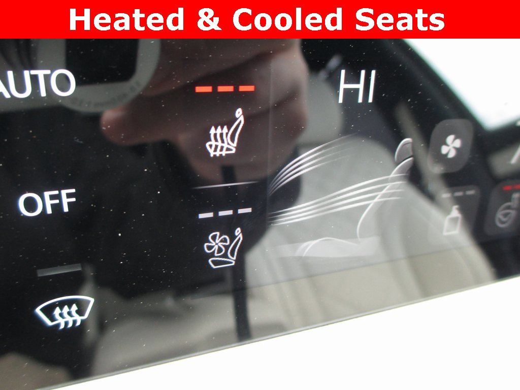 Used 2025 Genesis GV80 3.5T Prestige image 17