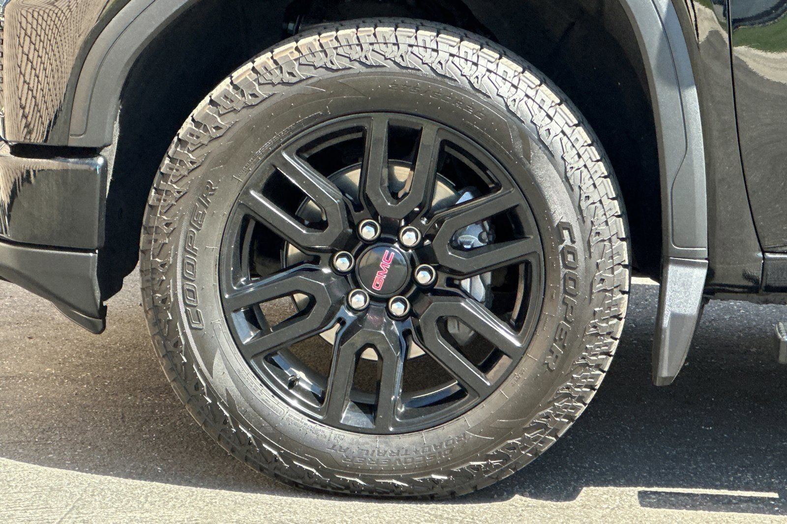 Used 2022 GMC Sierra 1500 Elevation w/ Preferred Package AWD/4WD image 26