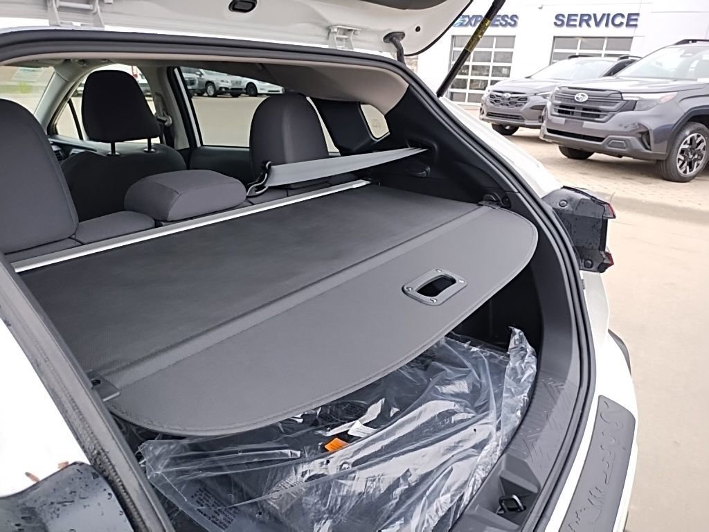 Certified 2025 Subaru Crosstrek 2.0i Premium image 47