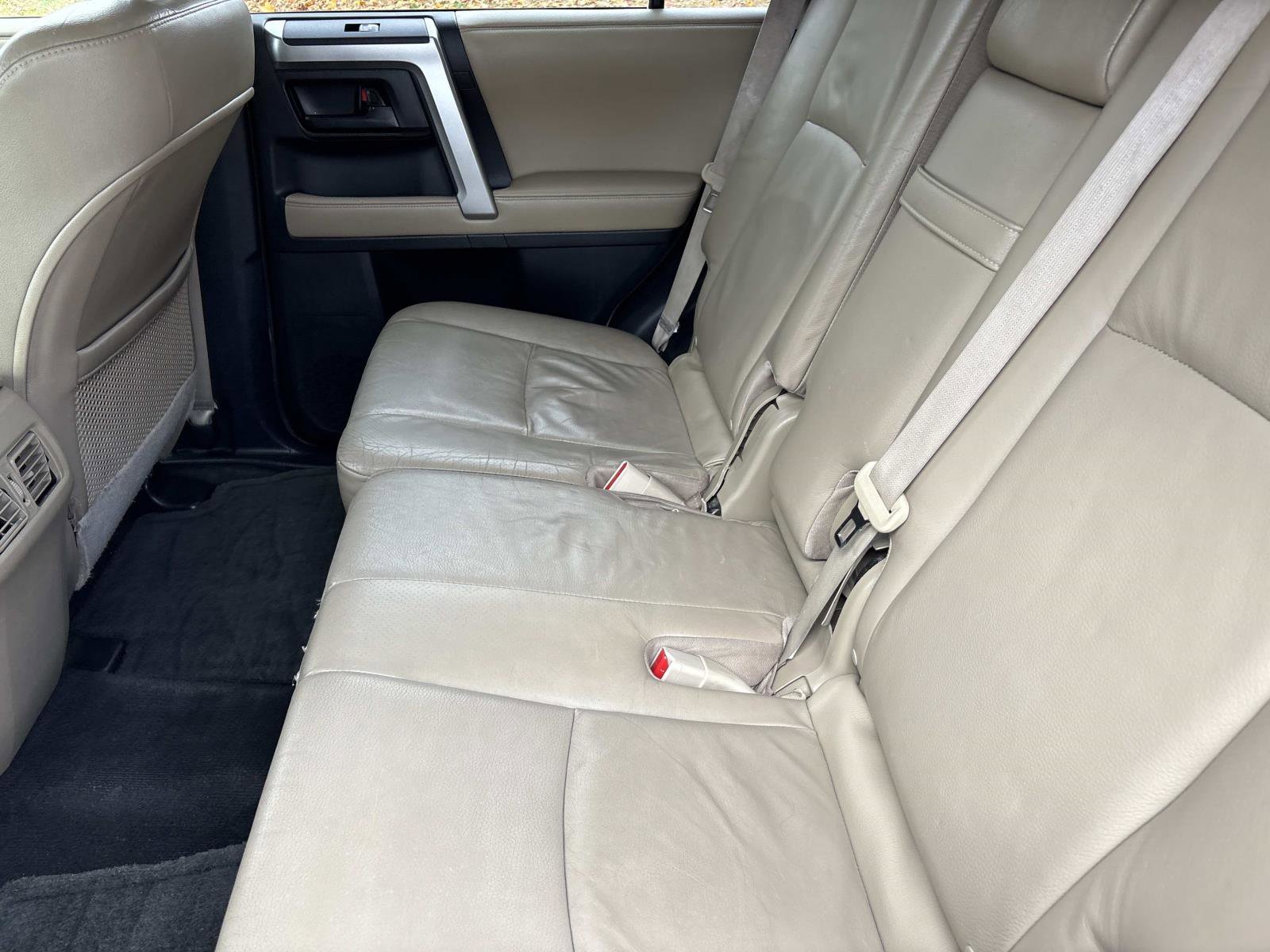 Used 2013 Toyota 4Runner SR5 image 30