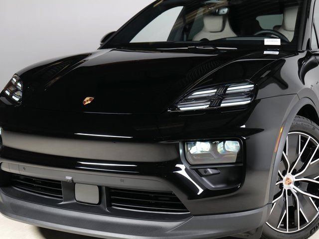New 2026 Porsche Macan 4 Electric AWD/4WD image 29