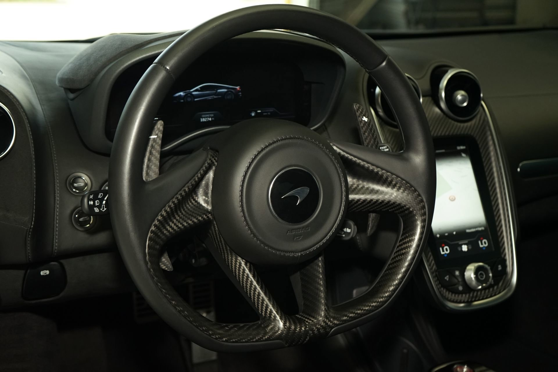 Used 2020 McLaren GT RWD image 16