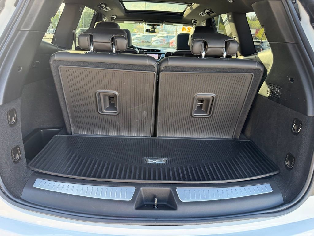Used 2024 Cadillac XT6 Premium Luxury w/ LPO, Floor Liner Package image 27