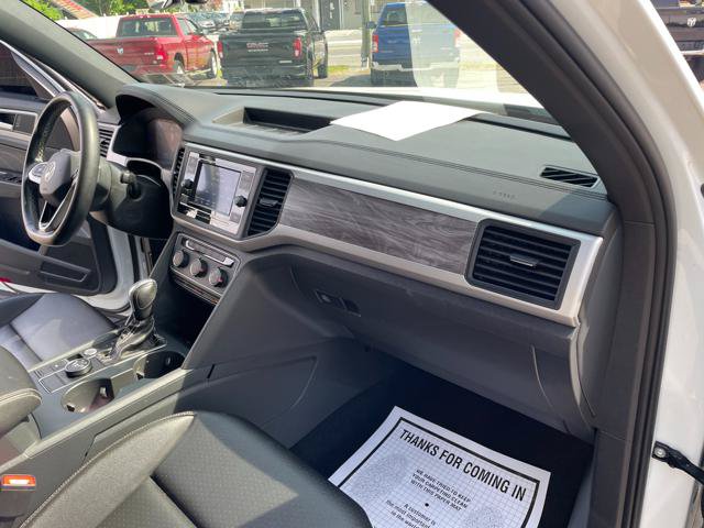 Used 2022 Volkswagen Atlas Cross Sport SE AWD/4WD image 29