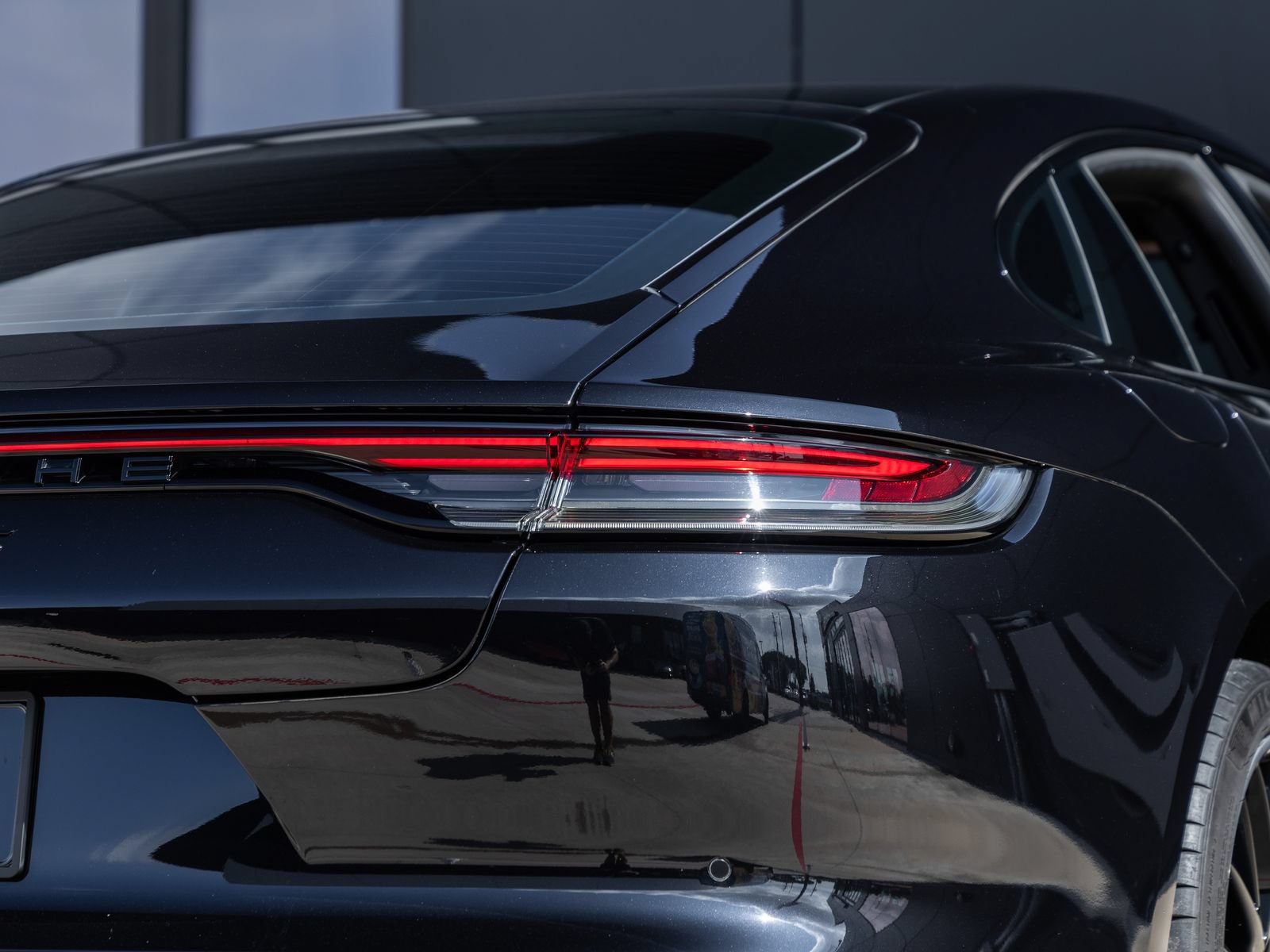 Certified 2023 Porsche Panamera 4S AWD/4WD image 15
