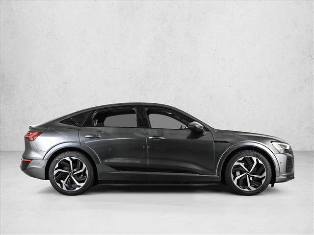 Used 2024 Audi Q8 e-tron Premium Plus AWD/4WD image 4