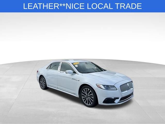 Used 2018 Lincoln Continental Select image 1