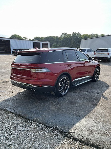 Used 2020 Lincoln Aviator Reserve w/ Equipment Group 202A AWD/4WD image 7