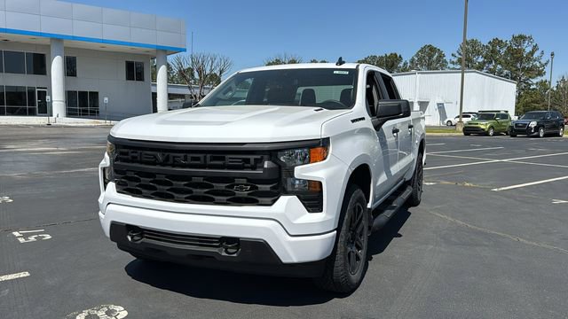 New 2025 Chevrolet Silverado 1500 Custom w/ Turbomax Blackout Package