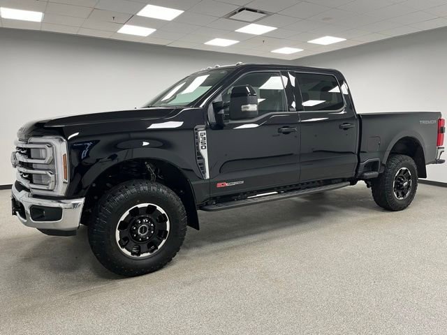 Used 2025 Ford F350 Lariat w/ Tremor Off-Road Package AWD/4WD image 6