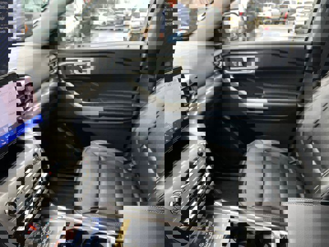 Certified 2022 Ford Explorer XLT w/ Equipment Group 202A image 21