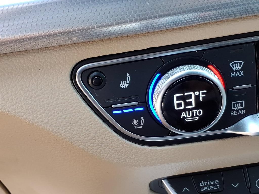 Certified 2024 Audi Q5 2.0T Premium Plus AWD/4WD image 9