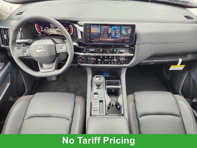 New 2026 Nissan Pathfinder SL FWD image 11