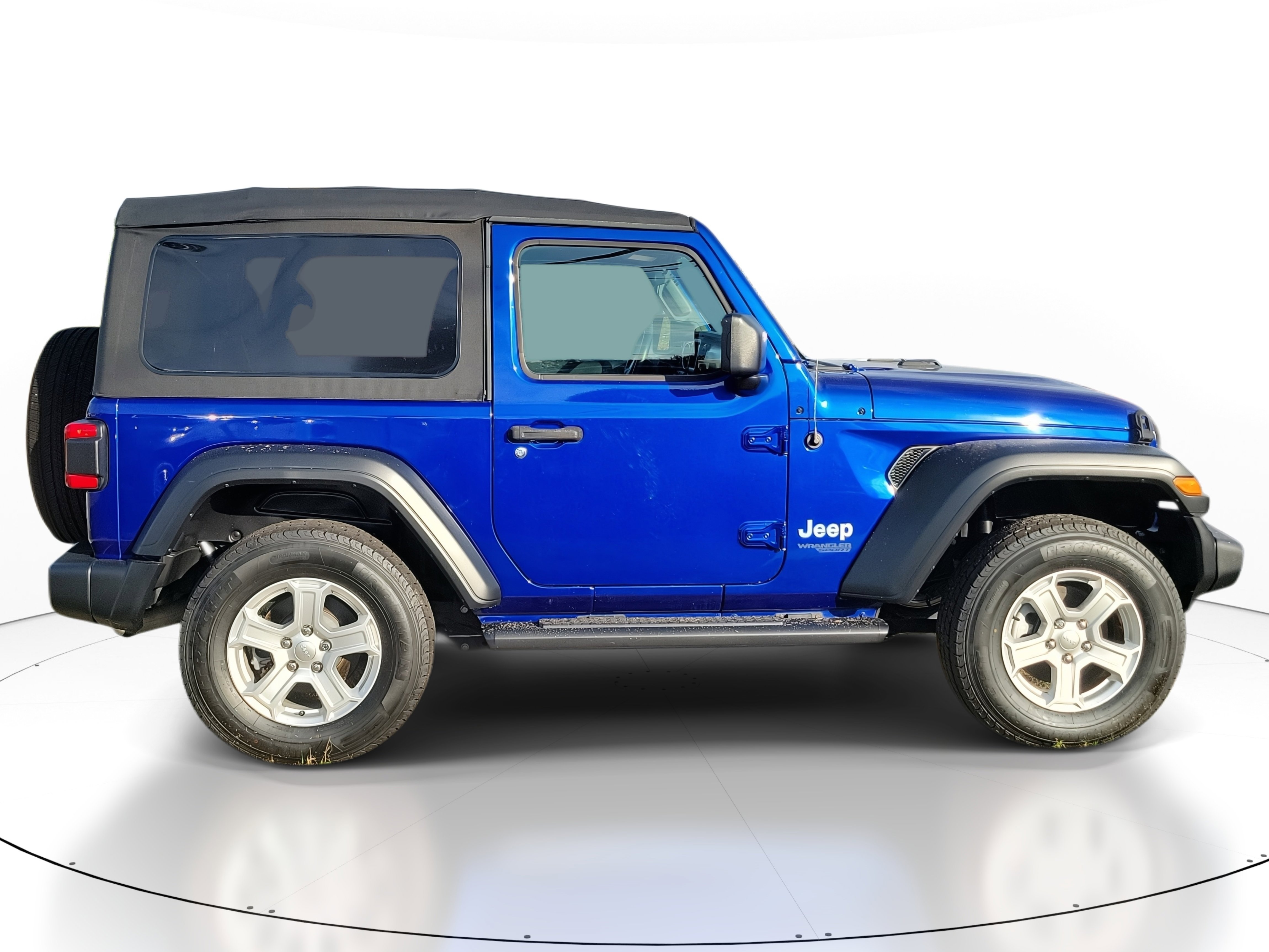 Used 2020 Jeep Wrangler Sport image 3