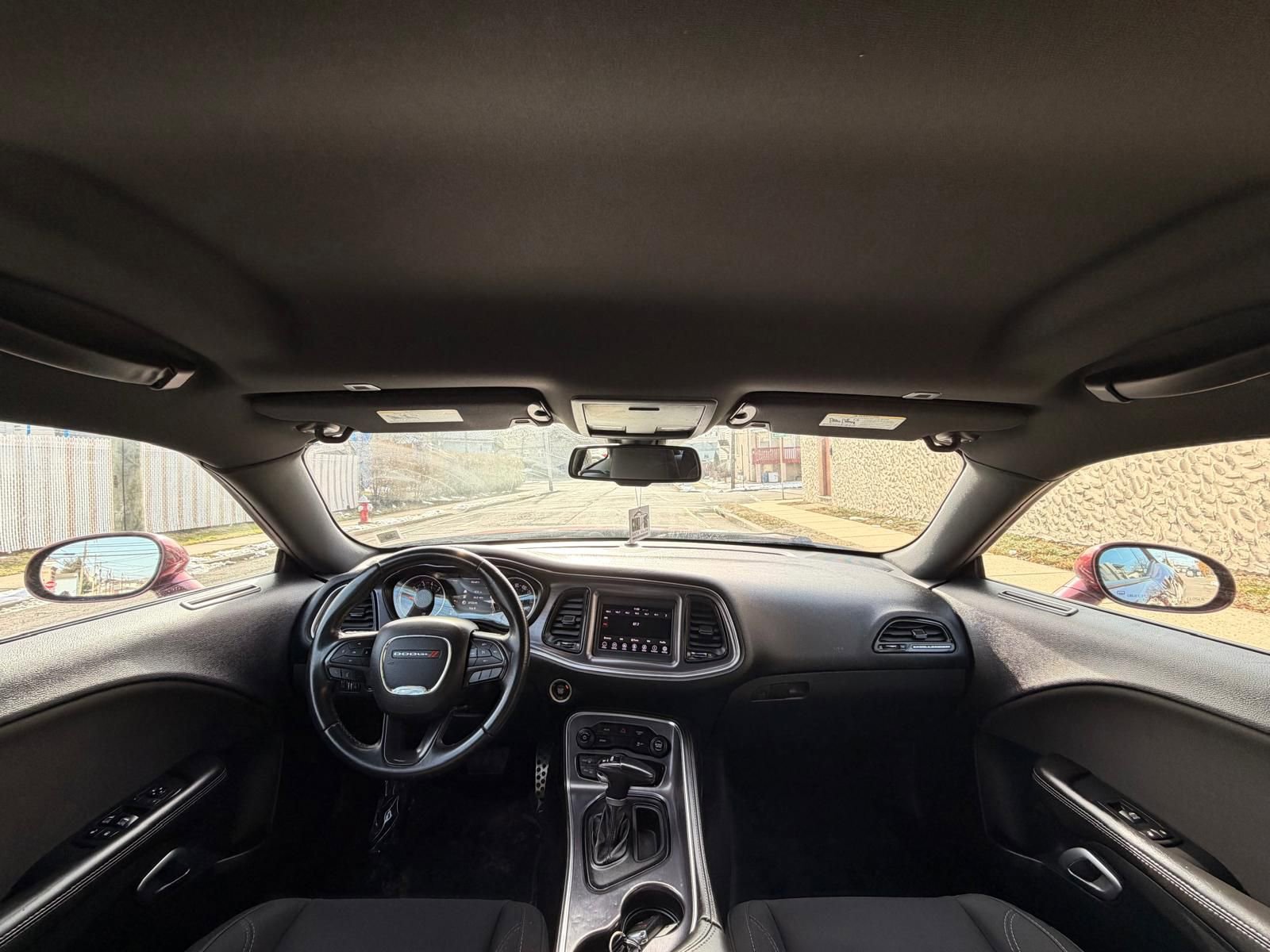 Used 2018 Dodge Challenger SXT RWD image 28