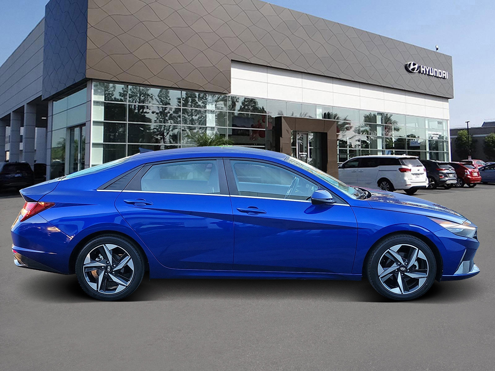 Certified 2023 Hyundai Elantra Limited image 4