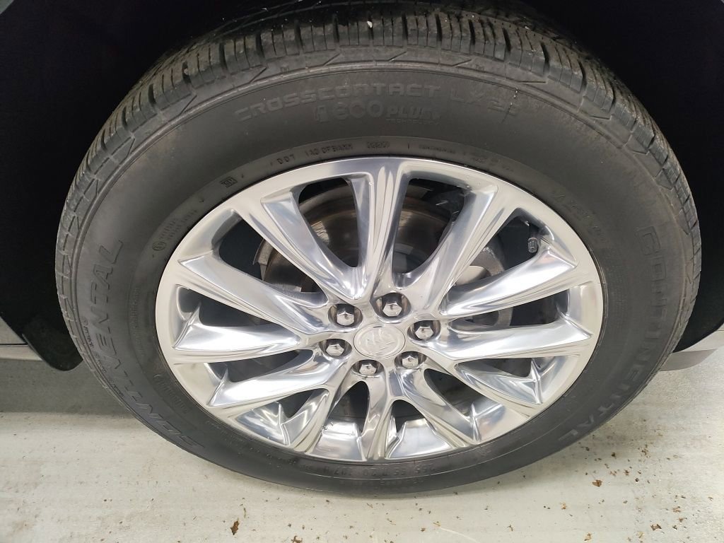 Used 2020 Buick Enclave Premium w/ Sun and Sites Package image 4