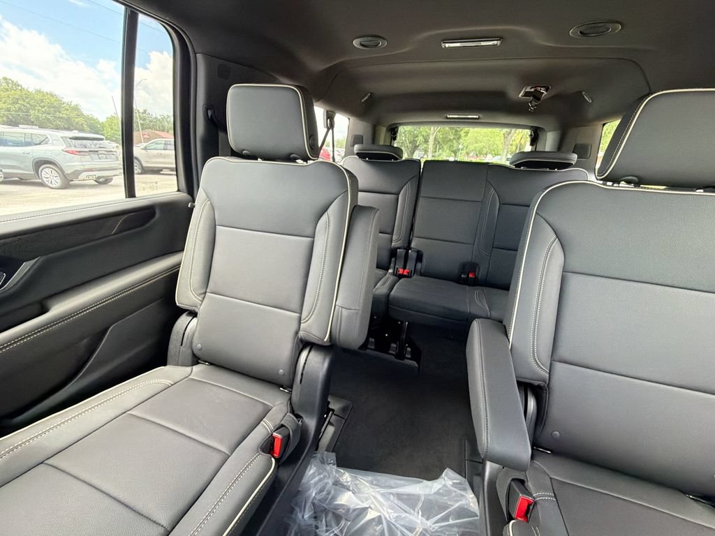 New 2026 GMC Yukon XL Elevation AWD/4WD image 15
