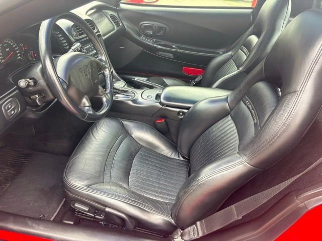 Used 2003 Chevrolet Corvette Coupe w/ Preferred Equipment Group image 16