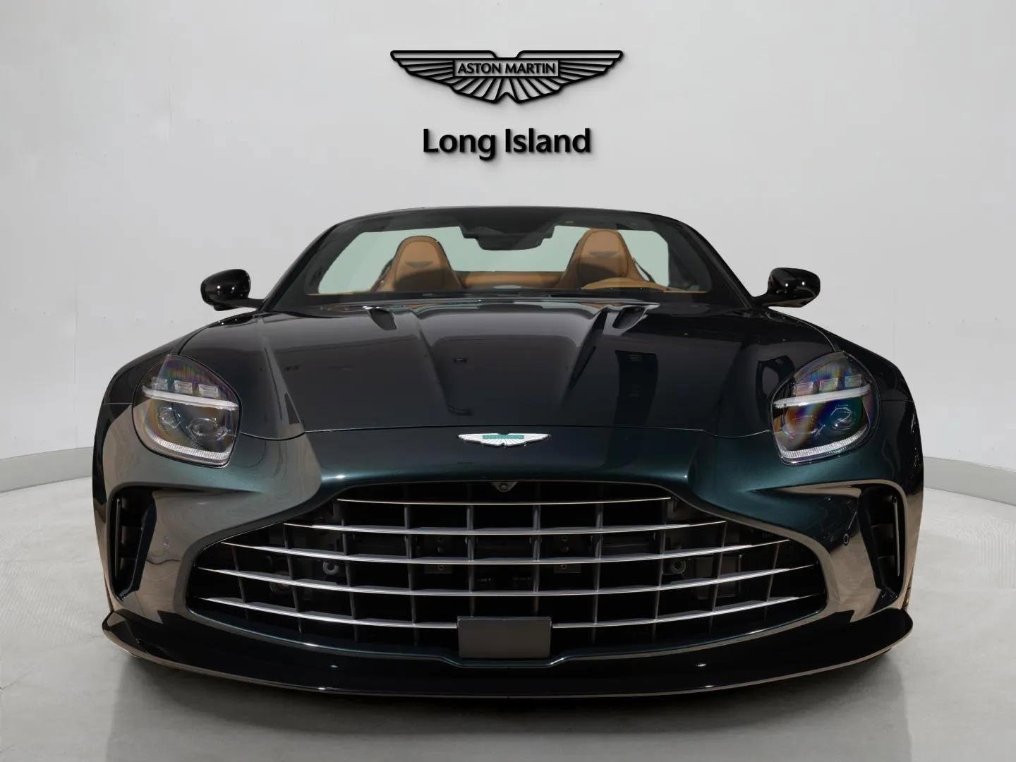 New 2026 Aston Martin V8 Vantage Roadster image 2
